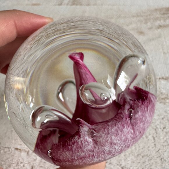 Vintage Caithness Moonflower Art Glass Bubble Paper Weight - Picture 9 of 12